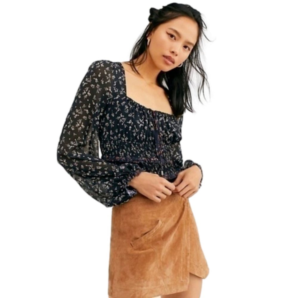 FREE PEOPLE -  Black Floral Lolita Top Blouse Boho smocked square neck - XS‍‍